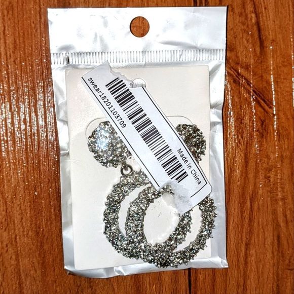 Textured Round Drop Shiny Silver Earrings - Picture 7 of 7